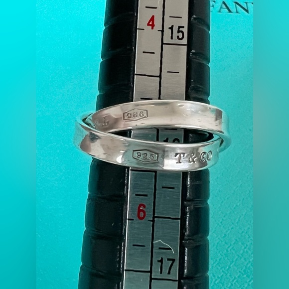 🔴Authentic TIFFANY & CO 1837 VintageSterling Silver Interlocking Circles Ring🔴 - Picture 8 of 11